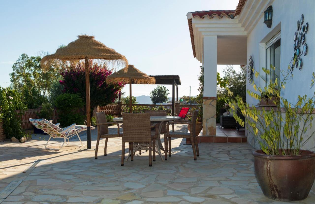Hotel Cortijo De Salia Alcaucín Rom bilde