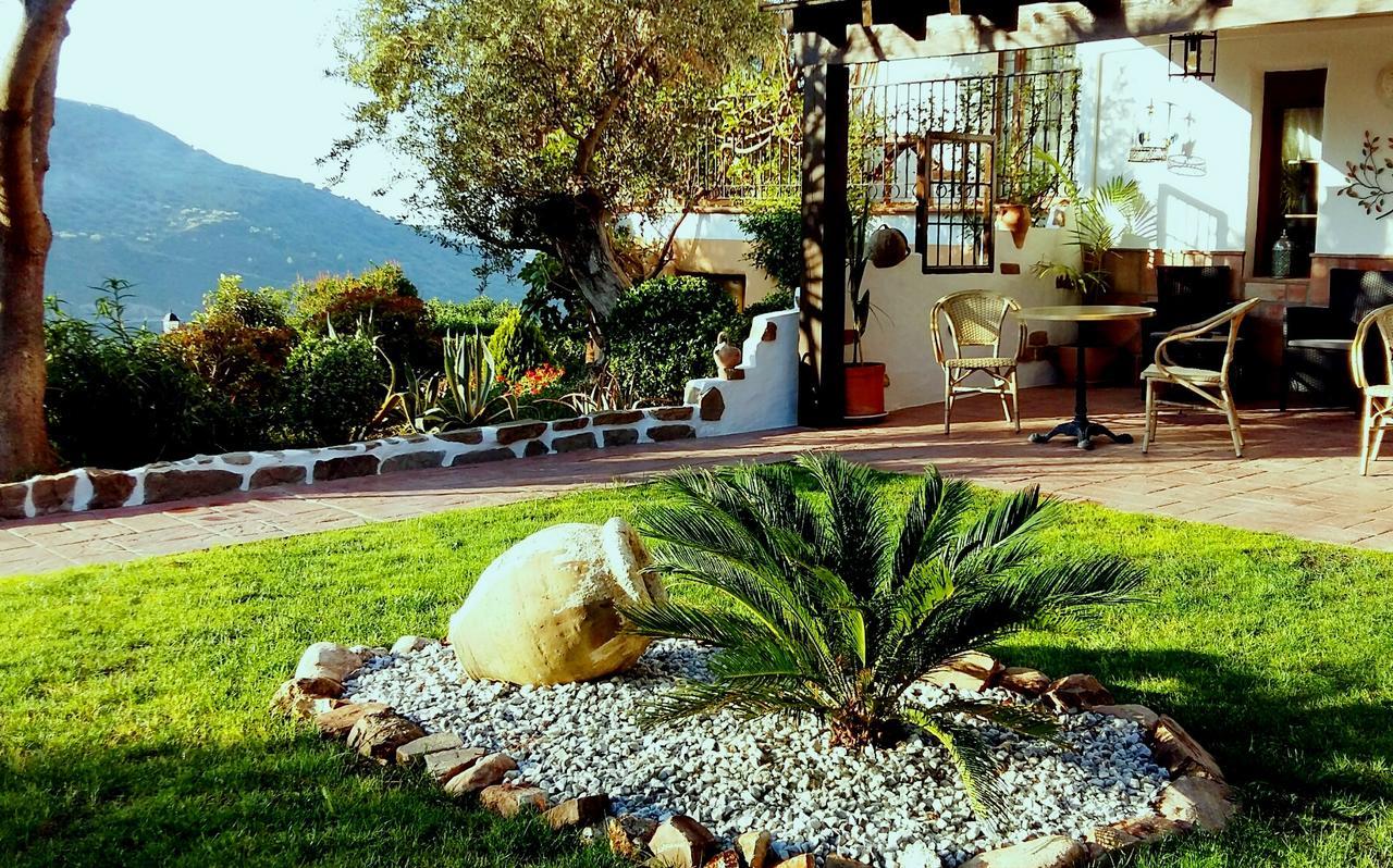 Hotel Cortijo De Salia Alcaucín Eksteriør bilde