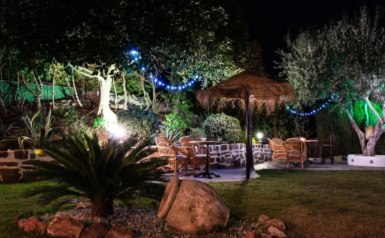 Hotel Cortijo De Salia Alcaucín Eksteriør bilde