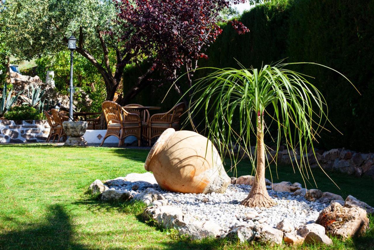 Hotel Cortijo De Salia Alcaucín Eksteriør bilde