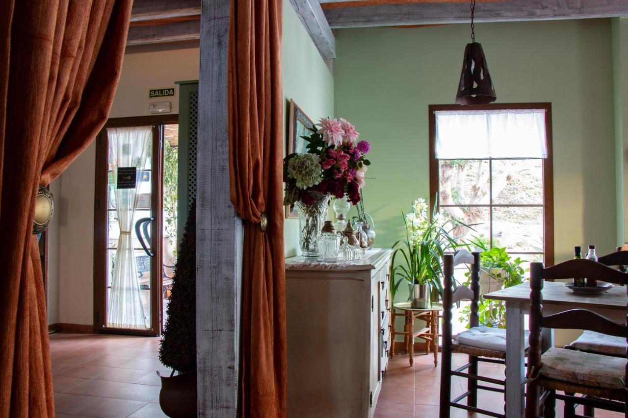 Hotel Cortijo De Salia Alcaucín Eksteriør bilde