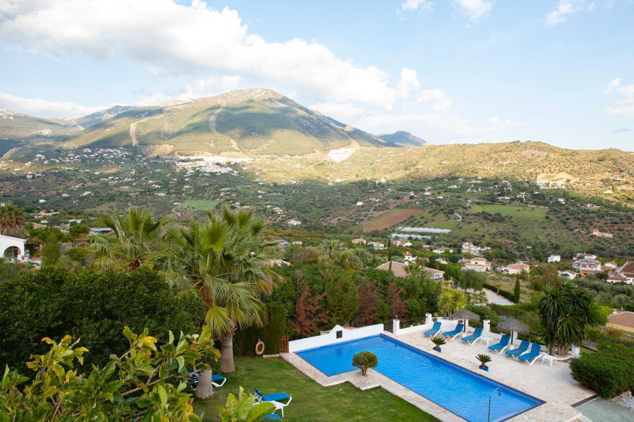 Hotel Cortijo De Salia Alcaucín Eksteriør bilde
