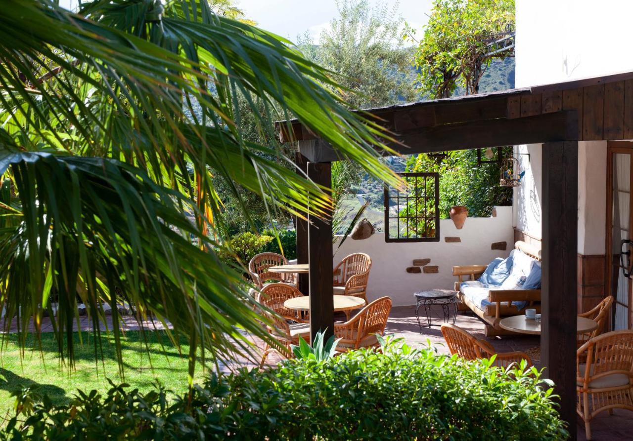 Hotel Cortijo De Salia Alcaucín Eksteriør bilde